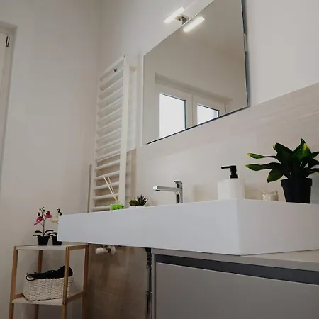 Am Acitrezza House A Due Passi Dal Mare * Aci Castello